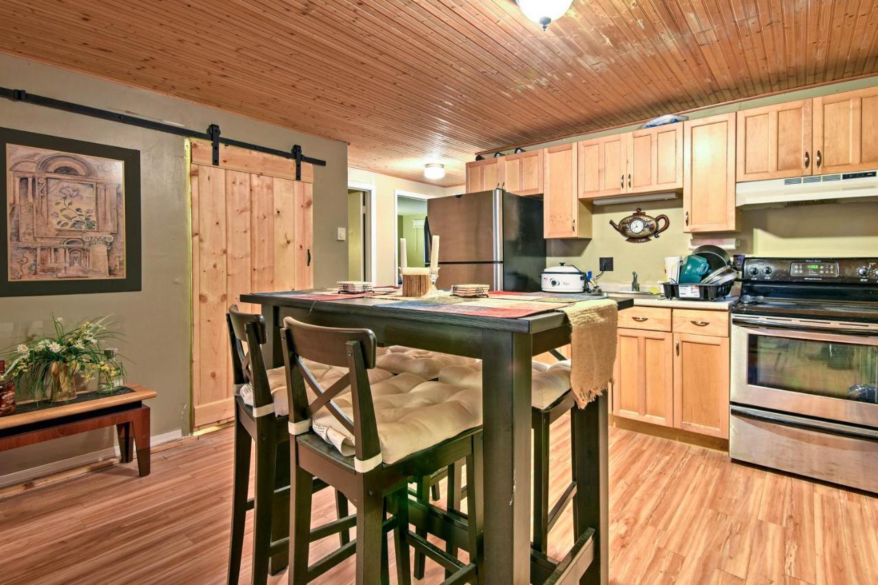 Cozy Arrowhead Lake Home With Sunroom And Pool Access! Pocono Lake Exterior foto